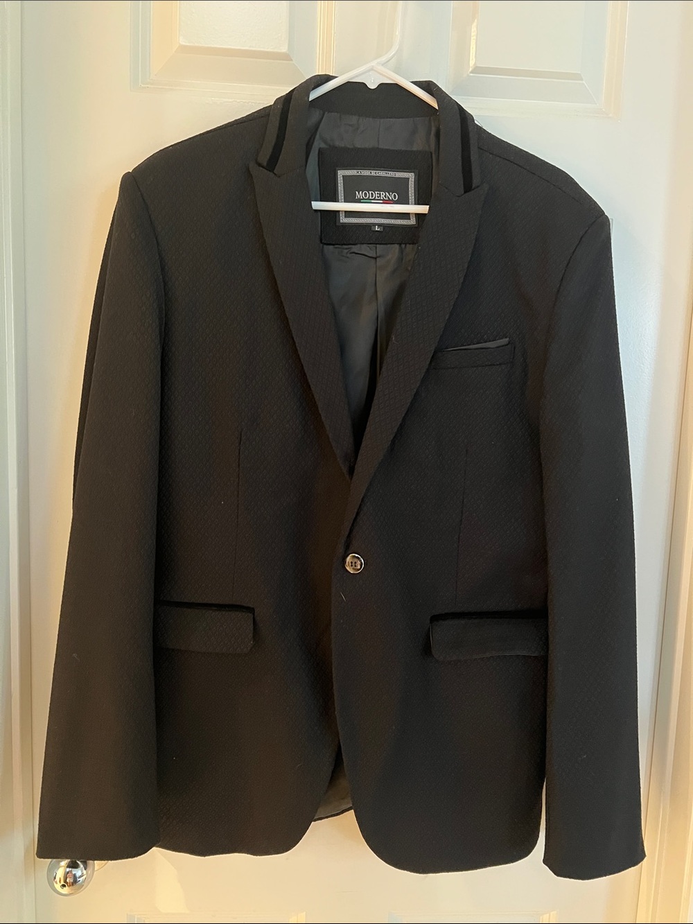 Men's Black Single-Button Notch Lapel Blazer